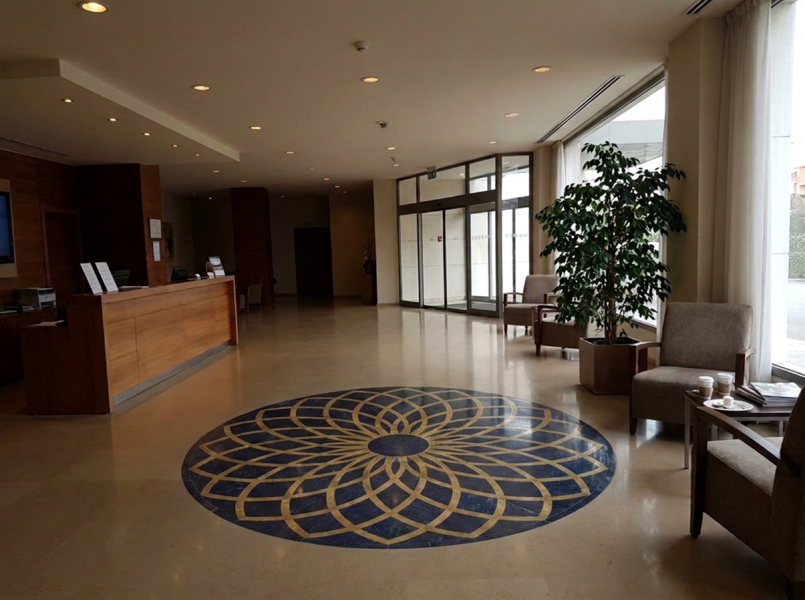 Mosaic & Custom Art: the same room before and after the render, after
